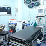 手術室（OPERATING　ROOM）